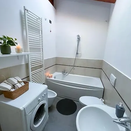 Scalo A Malpensa Apt - Casa Moderna Next To Mxp * Somma Lombardo